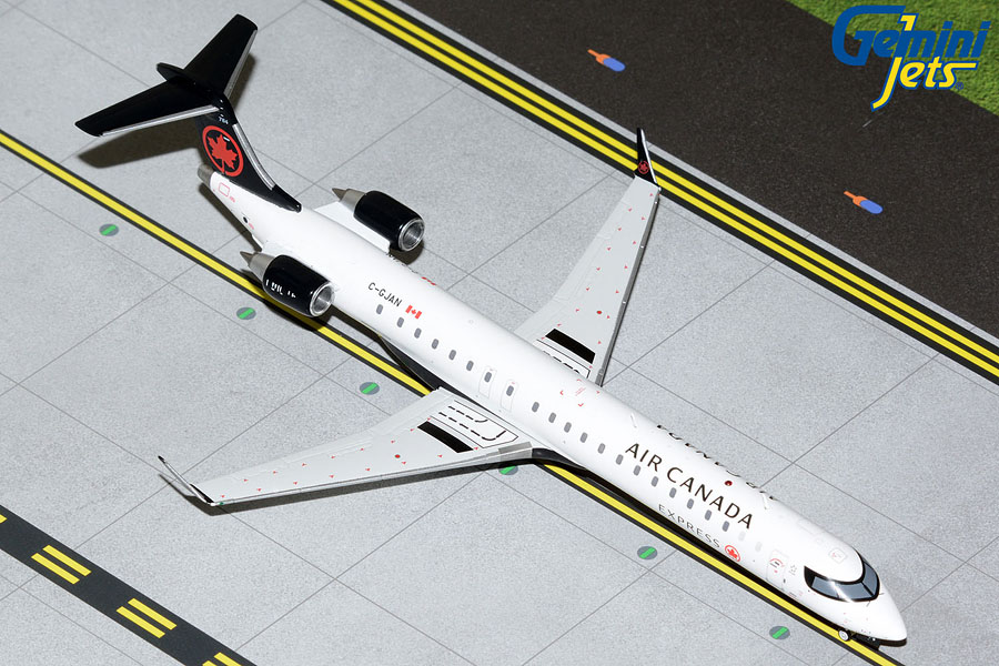 Air Canada Express "Jazz Aviation" CRJ-900LR C-GJAN (1:200)