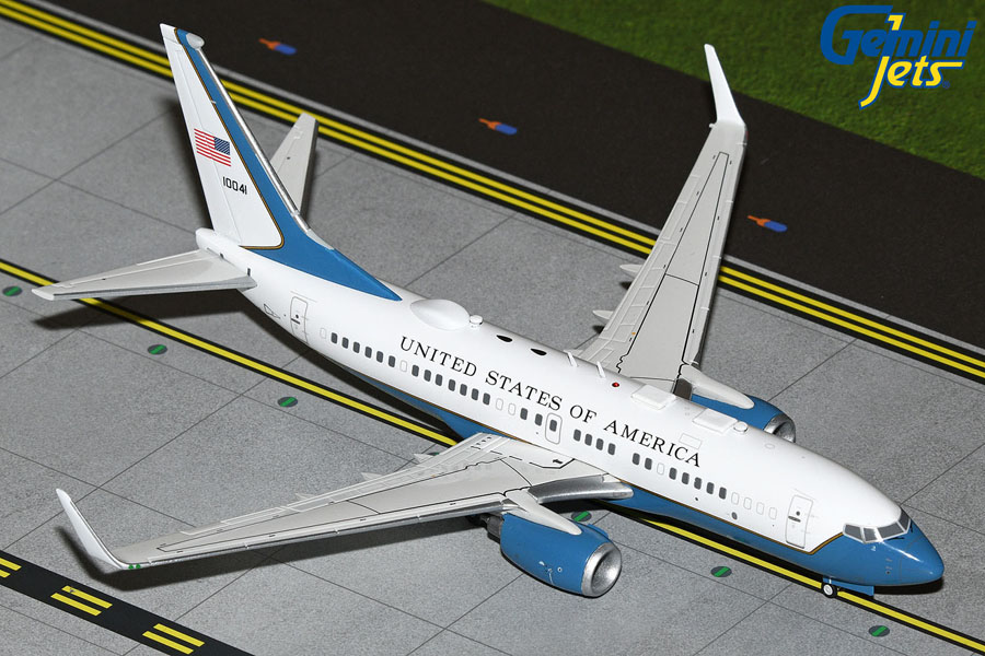 G2AFO1279 GEMINI 200 U.S. Air Force / アメリカ空軍 C-40B