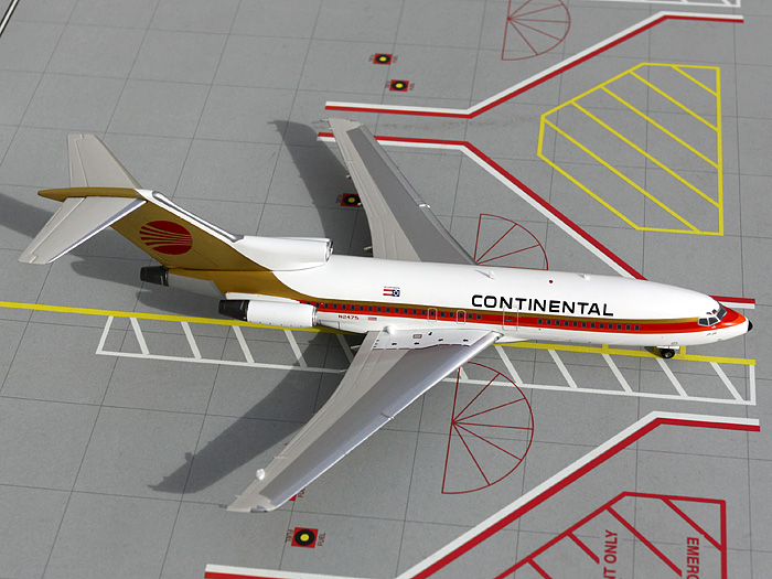 Airplane Model High Resolution Photo
