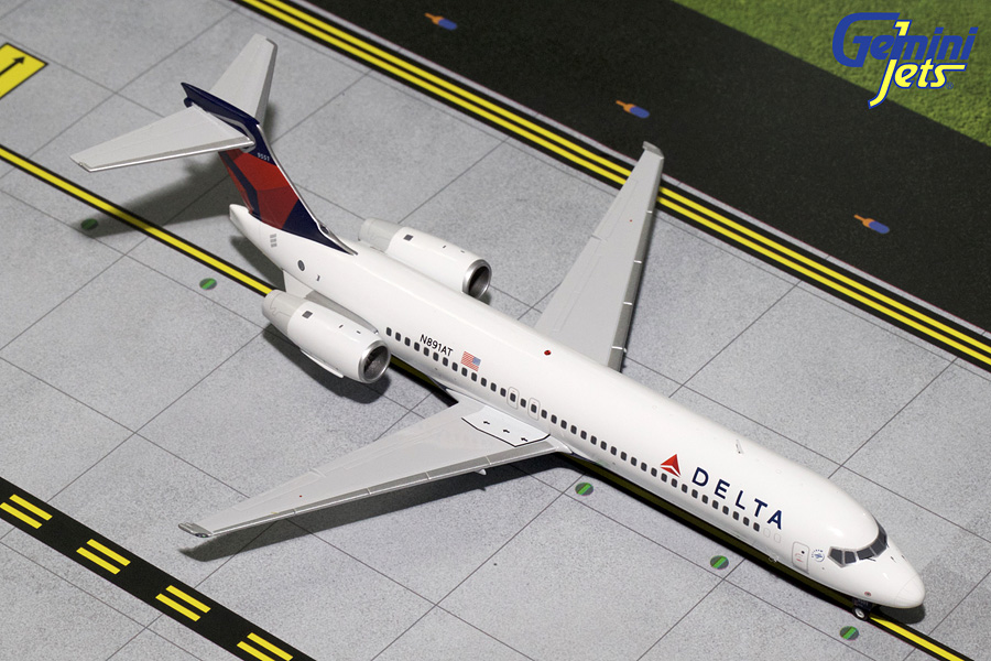 Airplane Model High Resolution Photo