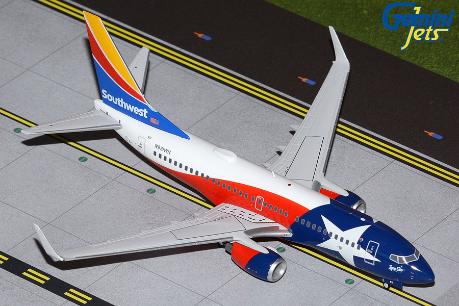 Southwest Airlines B737-700 N931WN "Lone Star One" (1:200)