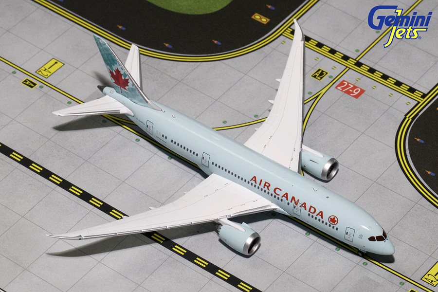 Airplane Model High Resolution Photo