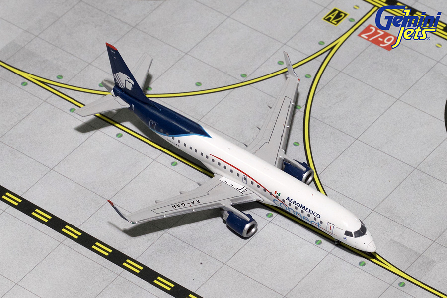 aeromexico toy planes
