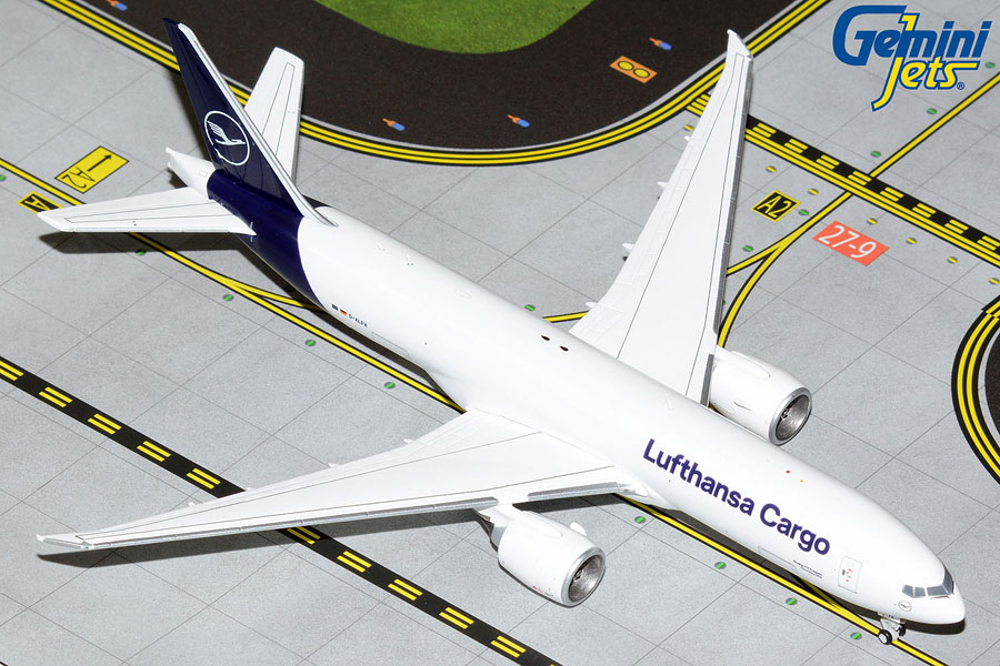 Lufthansa Cargo B777-200LRF D-ALFA (1:400)