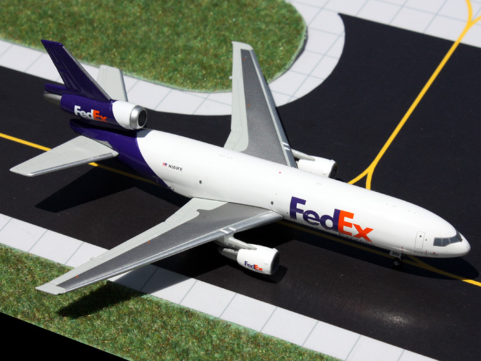 fedex toy plane