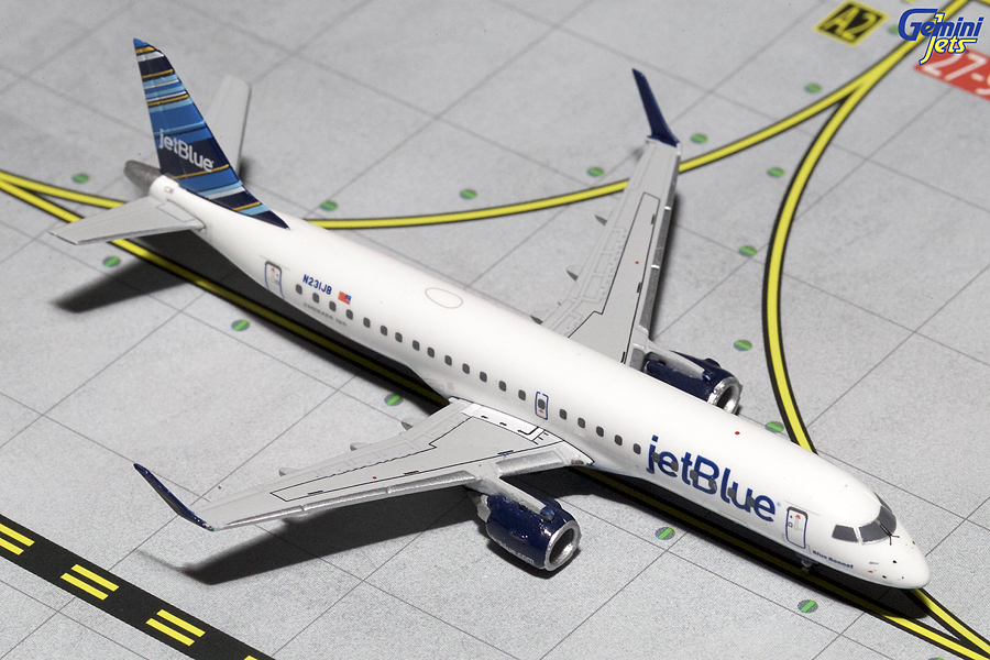 jetblue toy plane