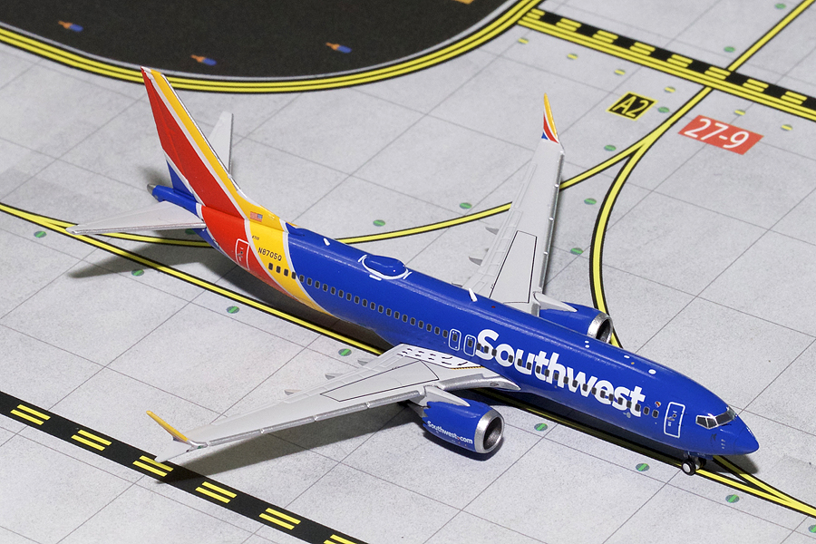 New 1/400 Gemini Jets Southwest Boeing 737-8 MAX N8706W GJSWA1811 sold out 
