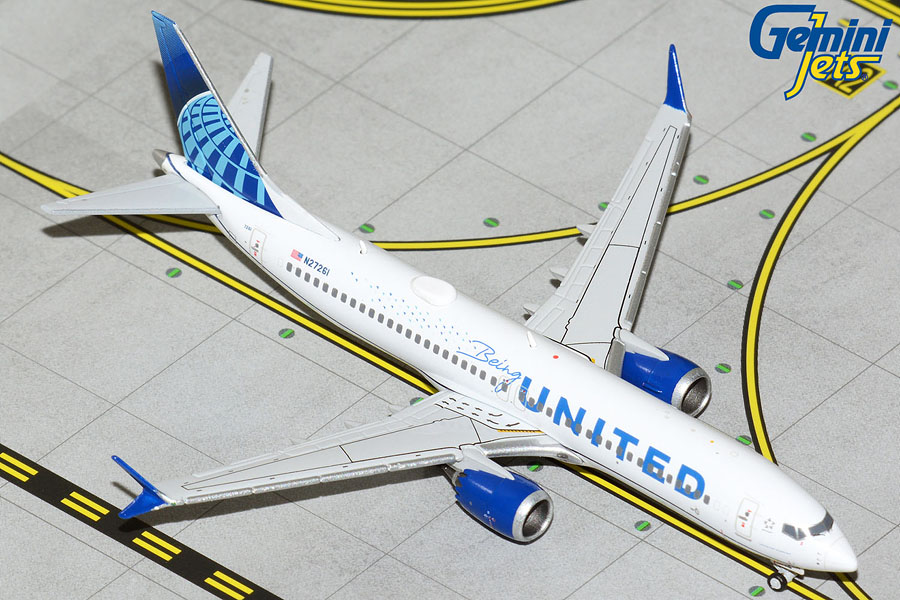 United Airlines B737 MAX 8 N27261 "Being United"/"United Together" (1:400)